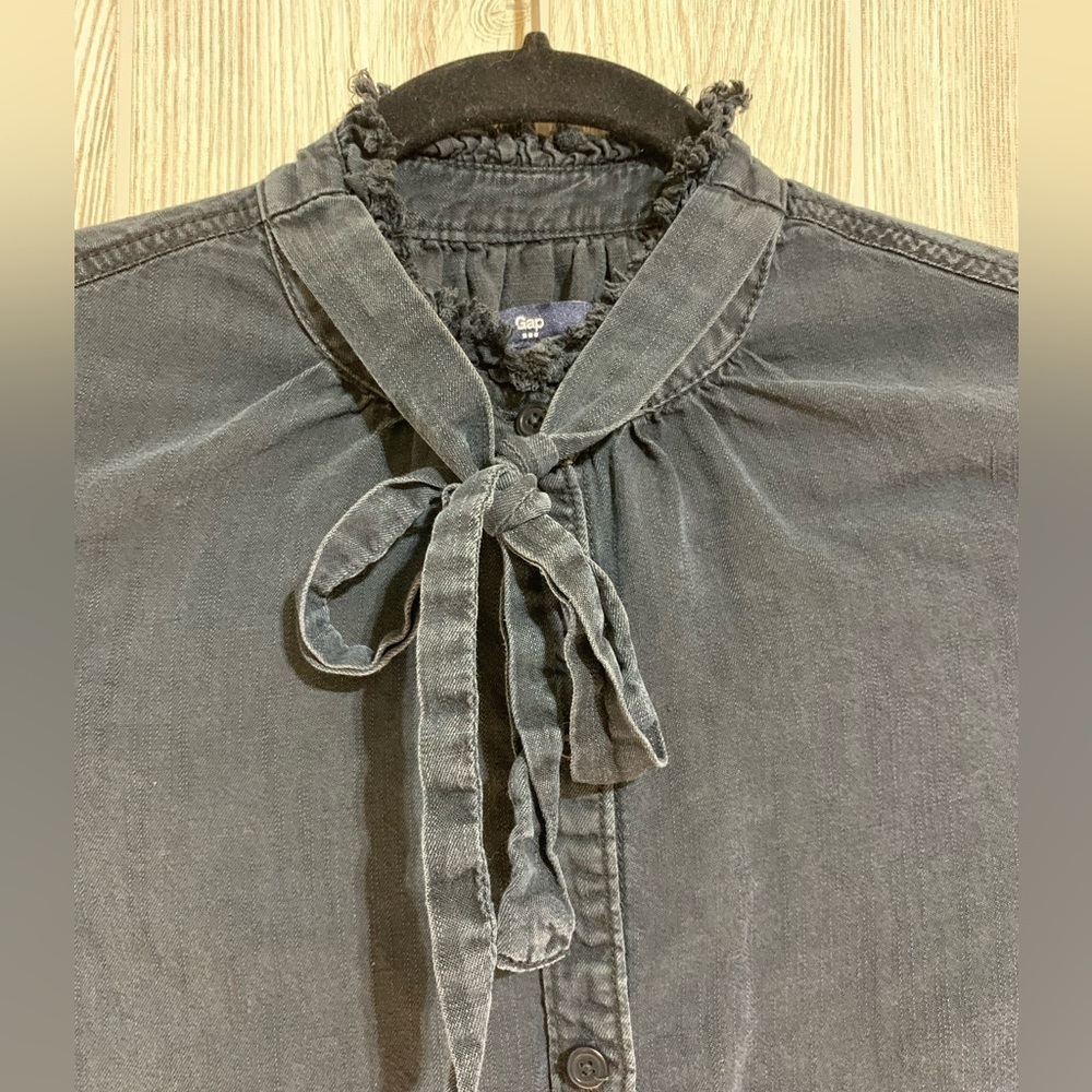 Gap Button Up Ruffle and Bow Collar Long Sleeve Blouse Top Lyocell Size Small - Picture 5 of 12